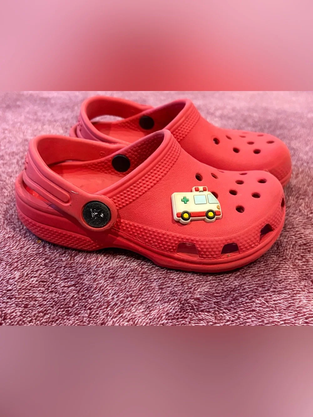 Toddler Red Crocs - C9
